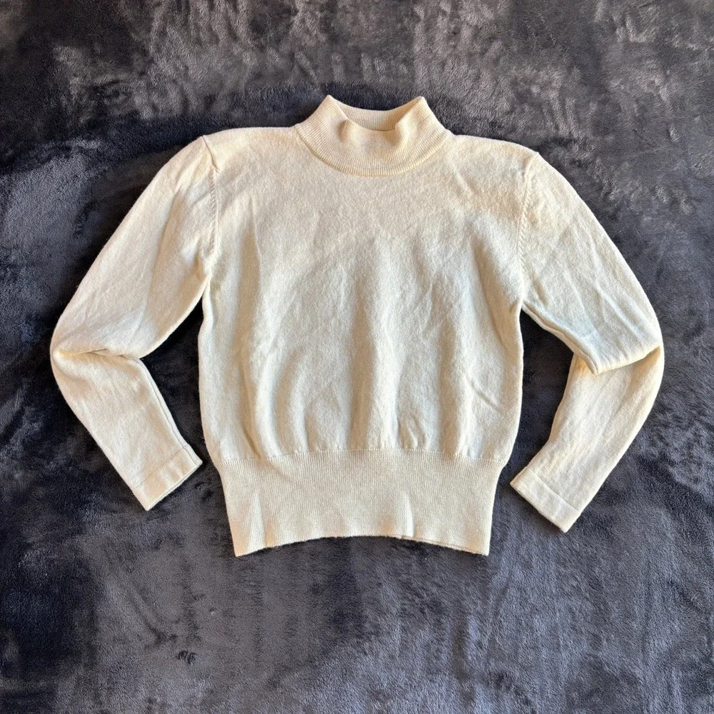 Valerie Stevens Cream Pure Merino Wool‎ Mock Neck Sweater Small Vtg Academia